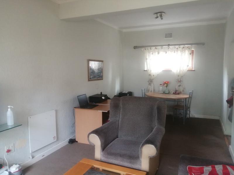 To Let 2 Bedroom Property for Rent in Kenilworth Western Cape